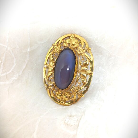 Miriam Haskell Jewelry - Miriam Haskell Purple stone Gold-tone Filigree Brooch Vintage Large